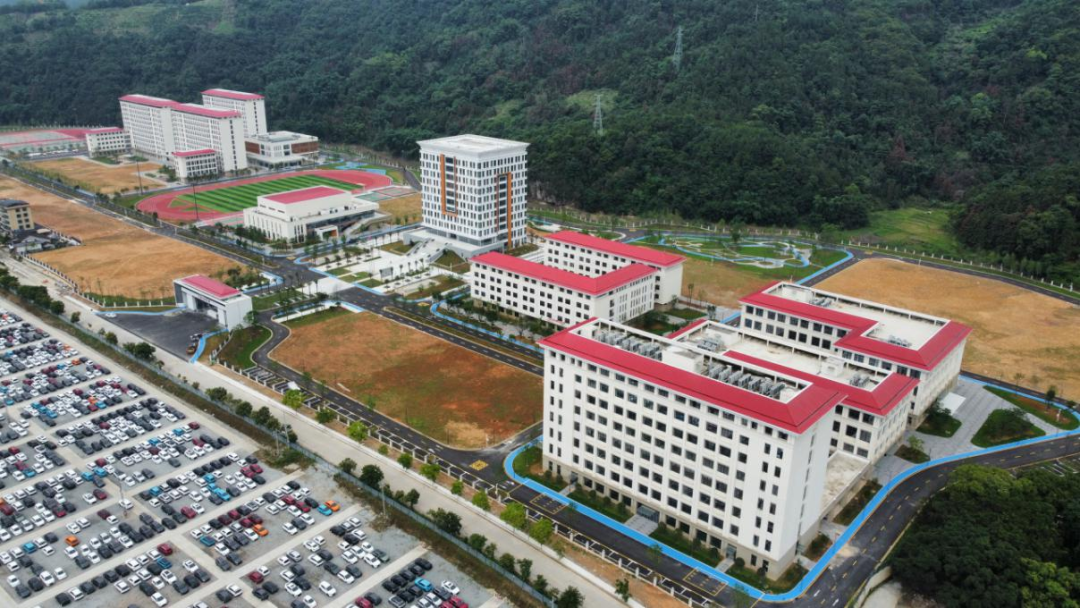 匠心筑民生！市國(guó)投公司下屬企業(yè)金誠(chéng)公司獲評(píng)“較好代建單位”